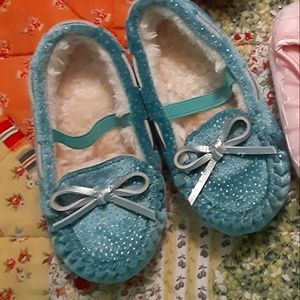 Size 8  girl teal sparkle slippers